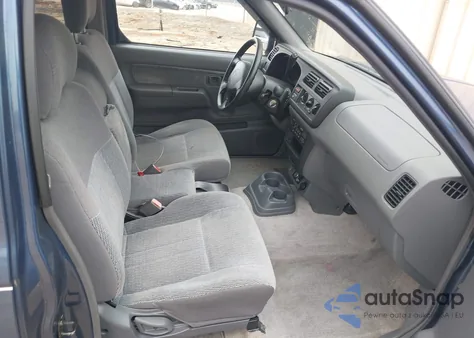 2000 Nissan Frontier Xe из США, поврежденный, VIN 1N6DD26S2YC411207